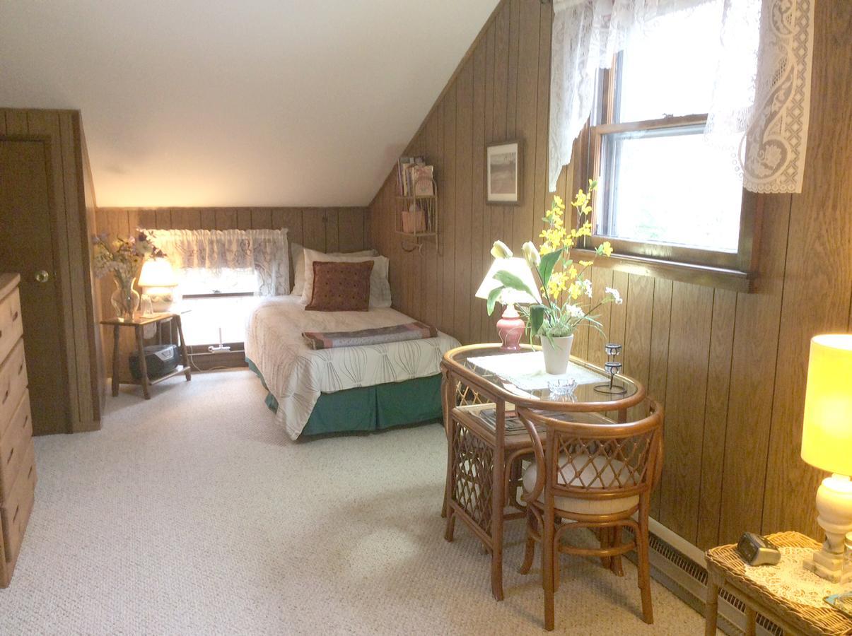 Firefly Bed & Breakfast Lincoln Exterior photo