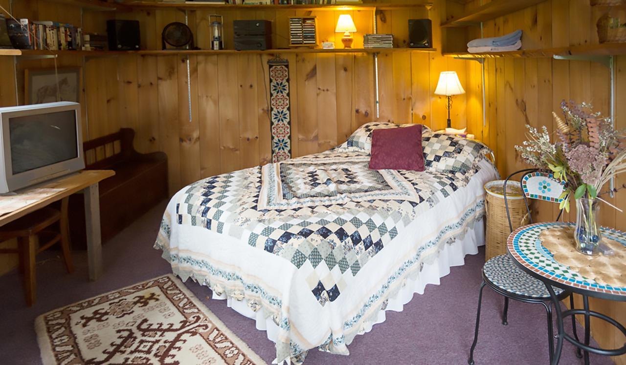 Firefly Bed & Breakfast Lincoln Exterior photo