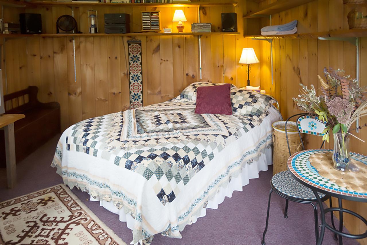 Firefly Bed & Breakfast Lincoln Exterior photo